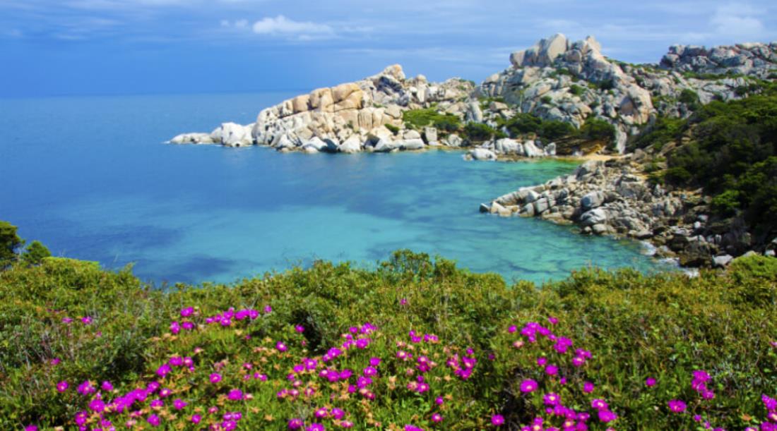 Hotels und Urlaub in Sardinien