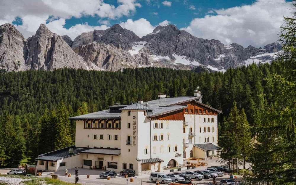 Hotel B&B Passo Tre Croci Cortina ***