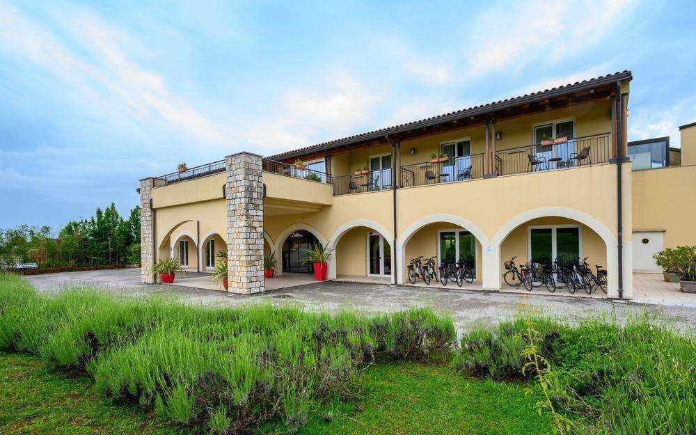 Hotel Leonardo Lago di Garda Wellness & Spa ****