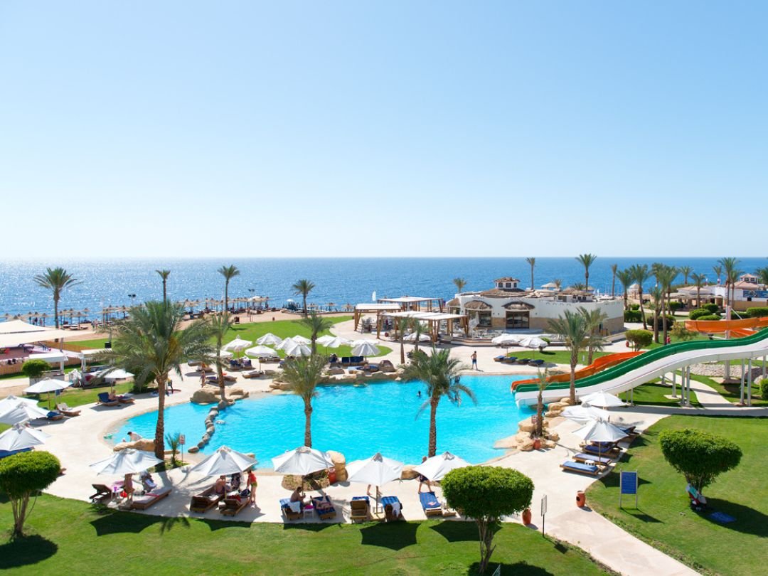 Amphoras Beach Resort ****