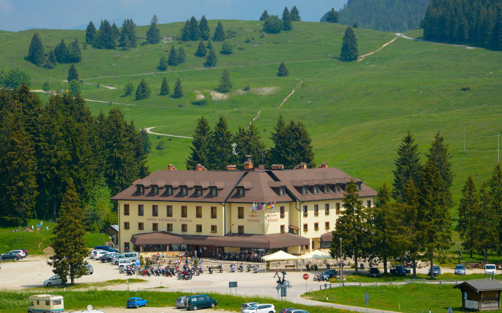 Hotel Vezzena *** TrentinoAlto Adige, Passo Vezzena Levico Terme (TN). Offerta Iperal Hotel Vezzena *** TrentinoAlto Adige, Passo Vezzena Levico Terme (TN). Offerta Iperal