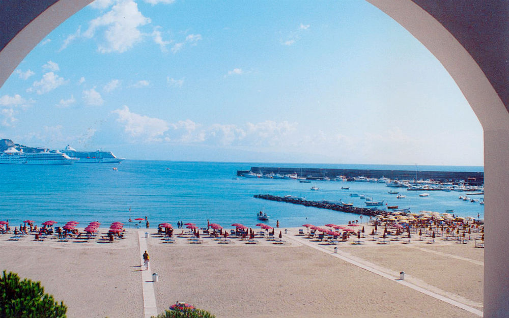 Hotel Sporting Baia Sicilia Giardini Naxos Me